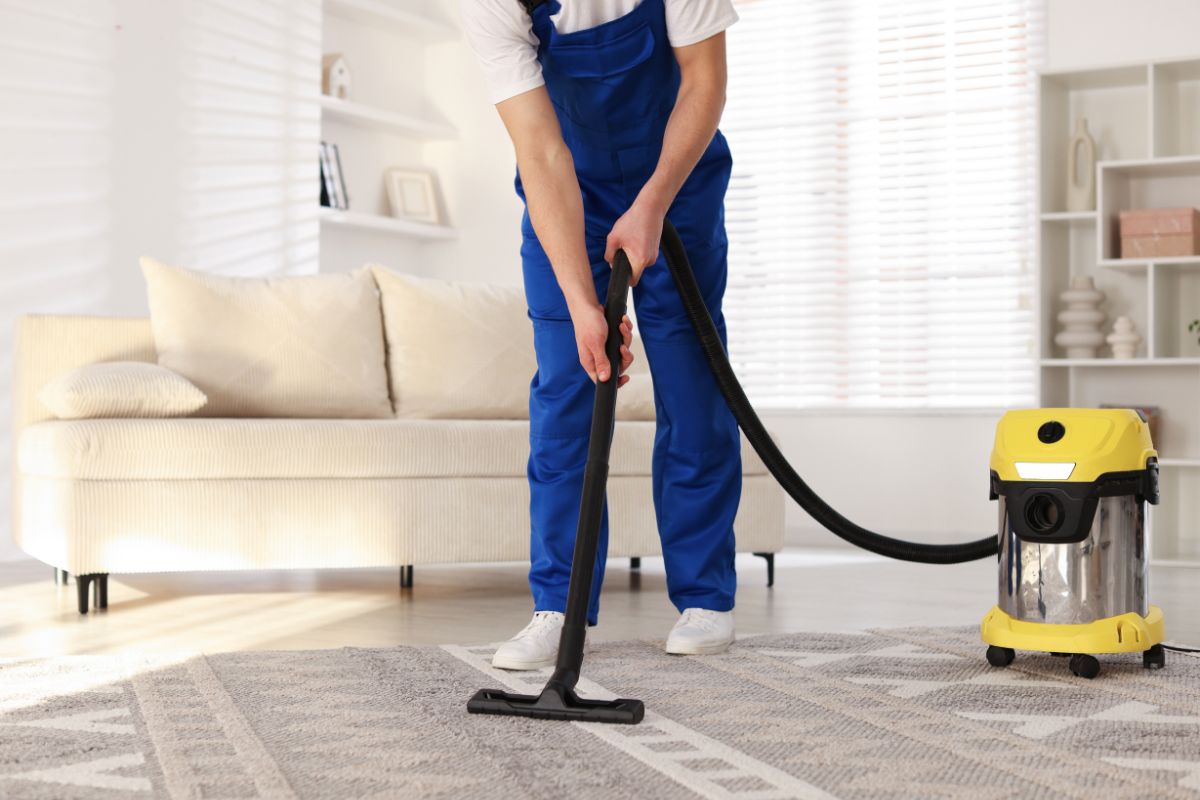 Best Way to Clean a Rug at Home Without Damaging It